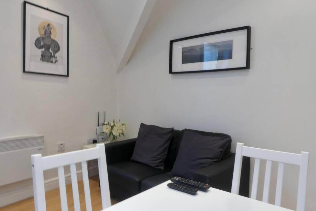 קארדיף 2 Bedroom Apartment Nr City Centre, Uni & Parks מראה חיצוני תמונה