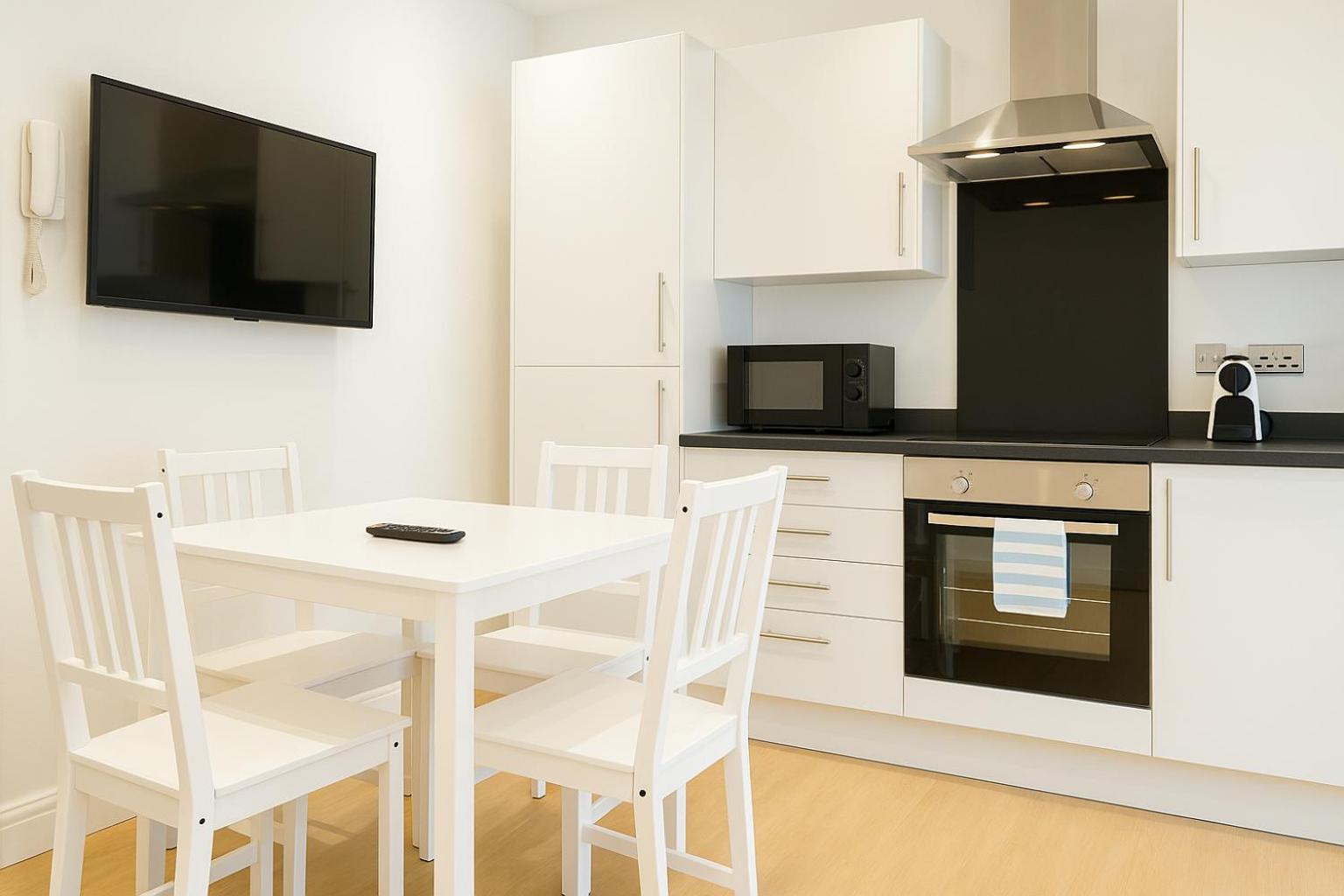 קארדיף 2 Bedroom Apartment Nr City Centre, Uni & Parks מראה חיצוני תמונה